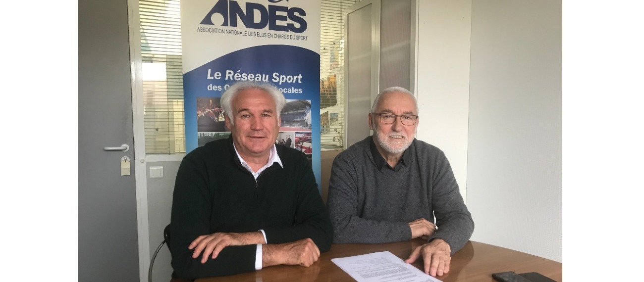 Patrick Appéré, à gauche, et Marc Sanchez, à droite, le nouveau et l'ancien présidents de l'Andes